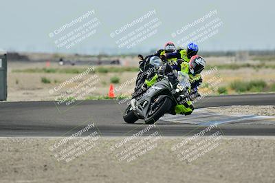 media/Apr-18-2025-TrackDaz (Fri) [[45f5874c44]]/C Group/Session 1 (Turn 7)/